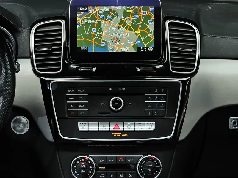 Mercedes-Benz GLE 350 D 4Matic Coupe - САМО 30% АВАНС, снимка 14 - Автомобили и джипове - 55485759