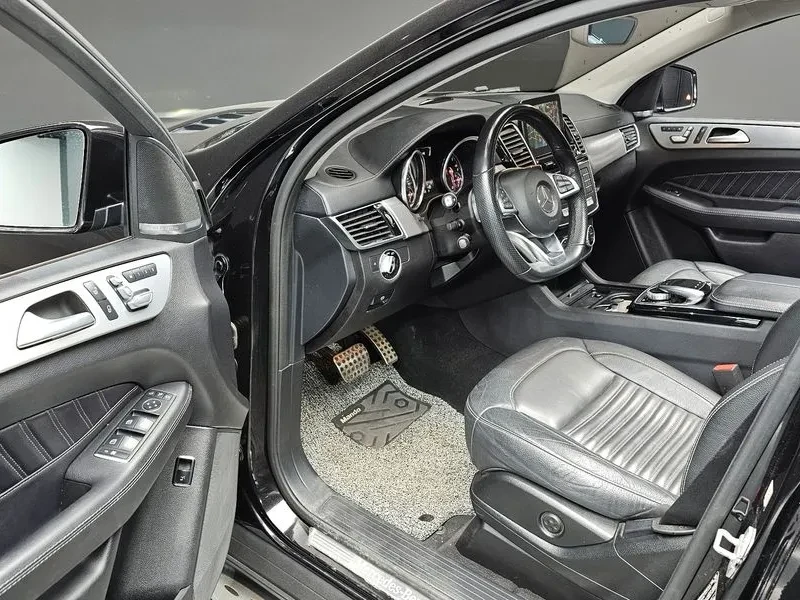 Mercedes-Benz GLE 350 D 4Matic Coupe - САМО 30% АВАНС, снимка 12 - Автомобили и джипове - 55485759