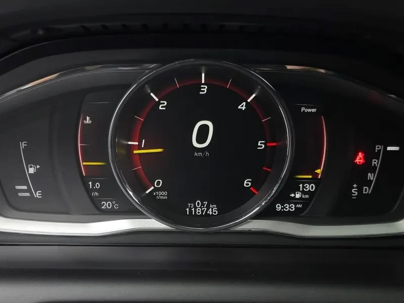 Volvo XC60 D3, снимка 7 - Автомобили и джипове - 56356347