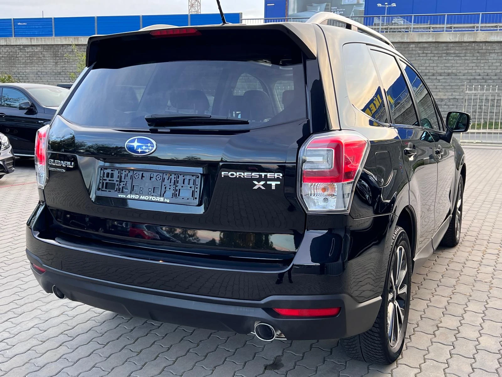 Subaru Forester 2.0 XT 241кс - изображение 3