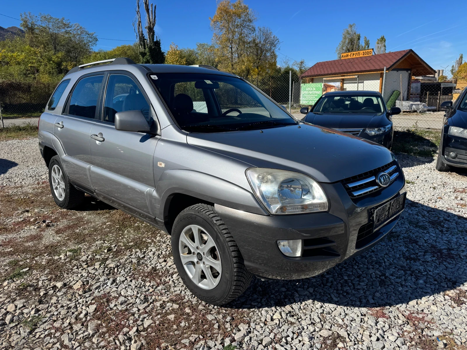 Kia Sportage 2.0i   | Mobile.bg   1