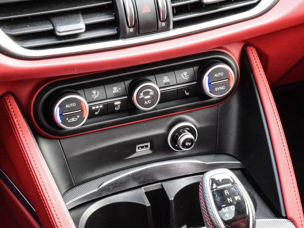 Alfa Romeo Stelvio Ti Sport* CARFAX* ����������* (���� �� ��) | Mobile.bg � ����������� 14