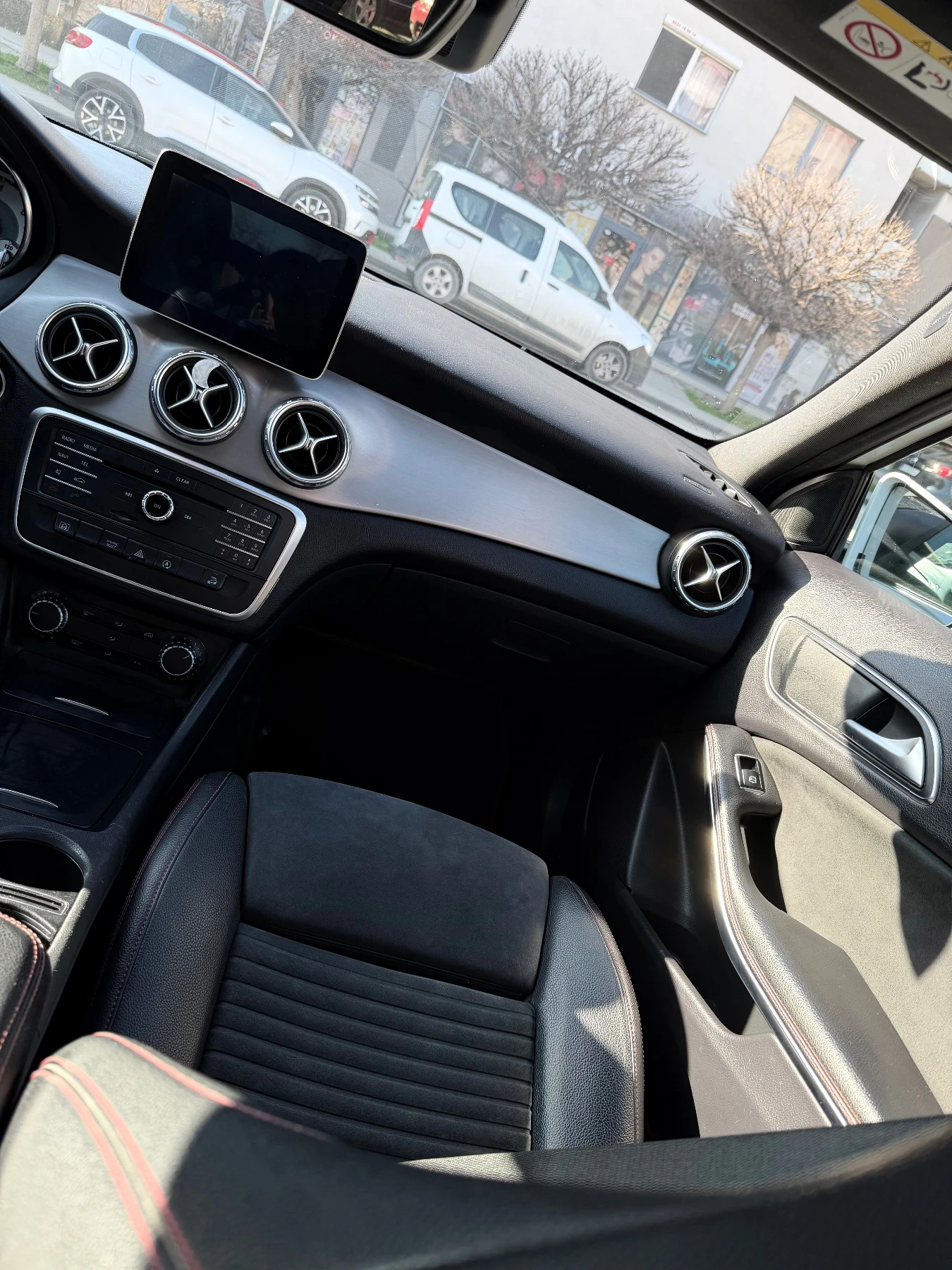 Mercedes-Benz GLA 220 220d 4matic | Mobile.bg � ����������� 7