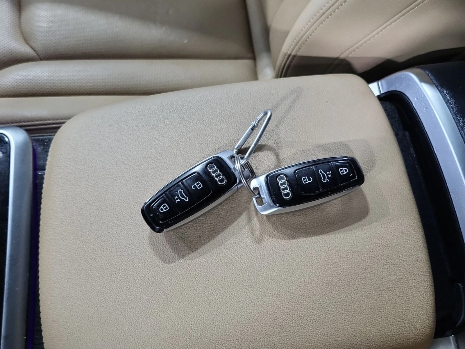 Audi Q7 PROGRESSIV АВТО КРЕДИТ, снимка 14 - Автомобили и джипове - 53950626