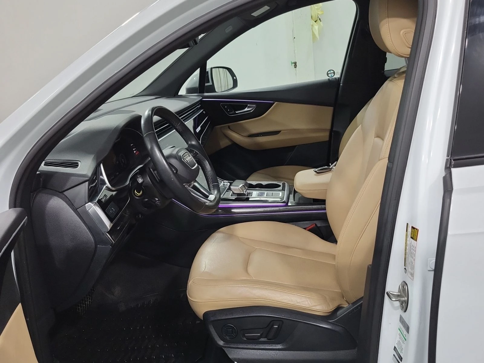 Audi Q7 PROGRESSIV АВТО КРЕДИТ, снимка 8 - Автомобили и джипове - 53950626