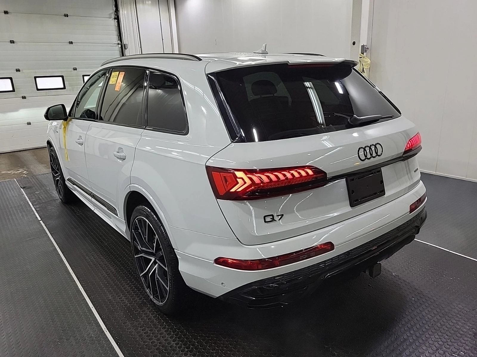 Audi Q7 PROGRESSIV АВТО КРЕДИТ, снимка 4 - Автомобили и джипове - 53950626