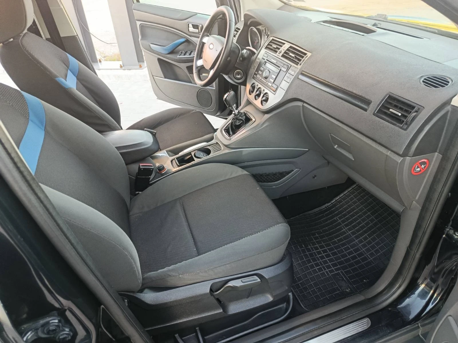 Ford Kuga 20TDCI, снимка 11 - Автомобили и джипове - 54401904