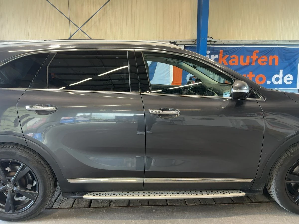 Kia Sorento 2.2CRDI* 4x4* Platinum* Infinity* Обдухване* Пано, снимка 5 - Автомобили и джипове - 54421393