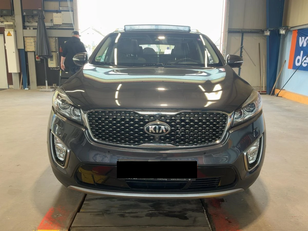 Kia Sorento 2.2CRDI* 4x4* Platinum* Infinity* Обдухване* Пано, снимка 2 - Автомобили и джипове - 54421393