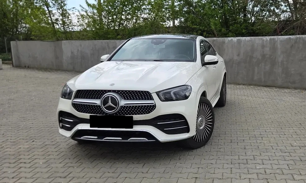 Mercedes-Benz GLE Coupe 400 d 4MATIC AMG-Line, снимка 2 - Автомобили и джипове - 54428387