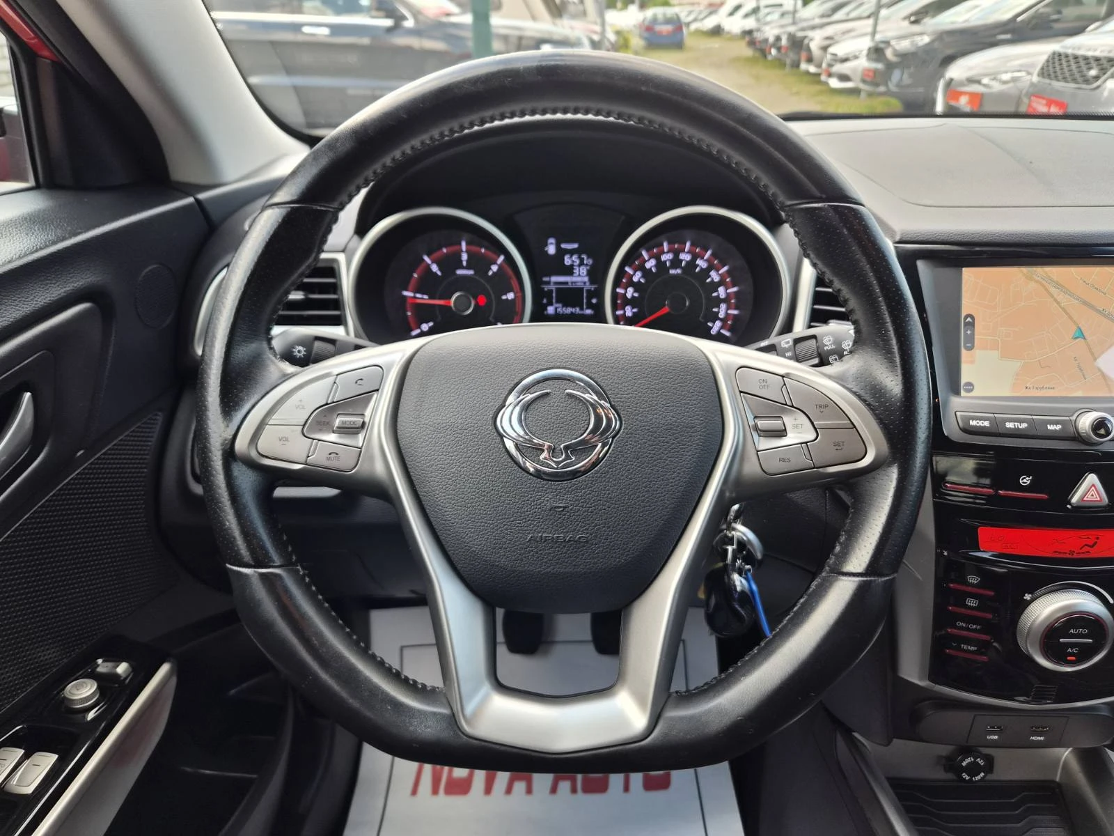 SsangYong Tivoli 1.6D-115кс-10.2018г-155000км-СУПЕР СЪСТОЯНИЕ, снимка 8 - Автомобили и джипове - 55071463