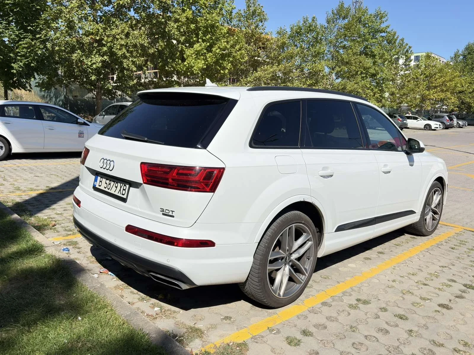 Audi Q7 3.0 TFSI* Prestige* Matrix* Distronic* Въздушно ок, снимка 4 - Автомобили и джипове - 56106430