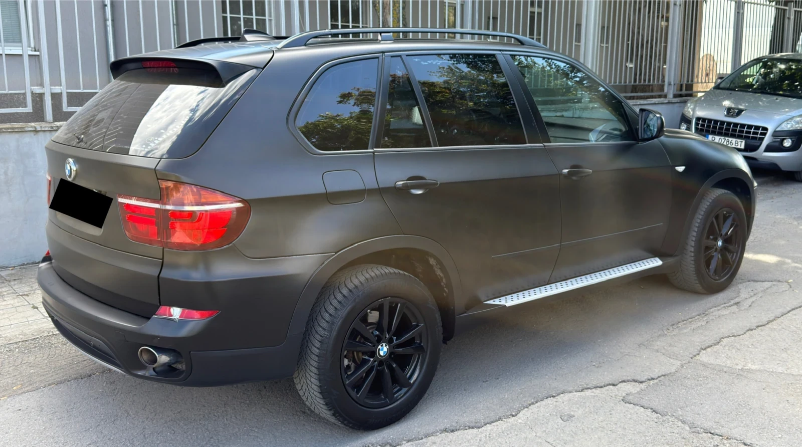 BMW X5 * FACELIFT* 2013* CARPLAY* CAMERA* ТОП ЦЕНА* , снимка 3 - Автомобили и джипове - 56293963