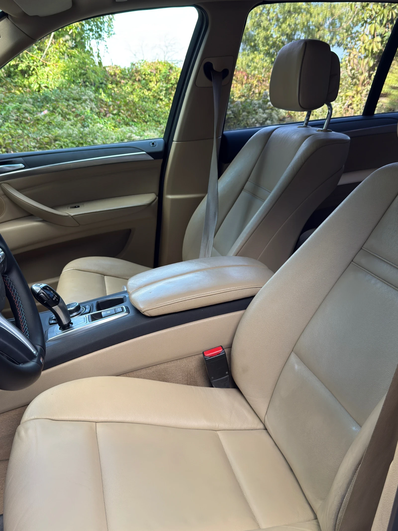 BMW X5 * FACELIFT* 2013* CARPLAY* CAMERA* ТОП ЦЕНА* , снимка 6 - Автомобили и джипове - 56293963