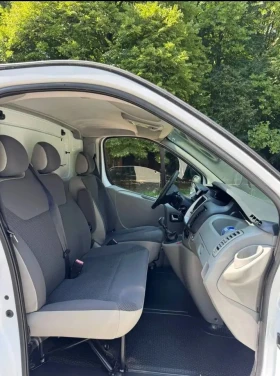 Обява за продажба на Opel Vivaro ~3 700 EUR - изображение 2