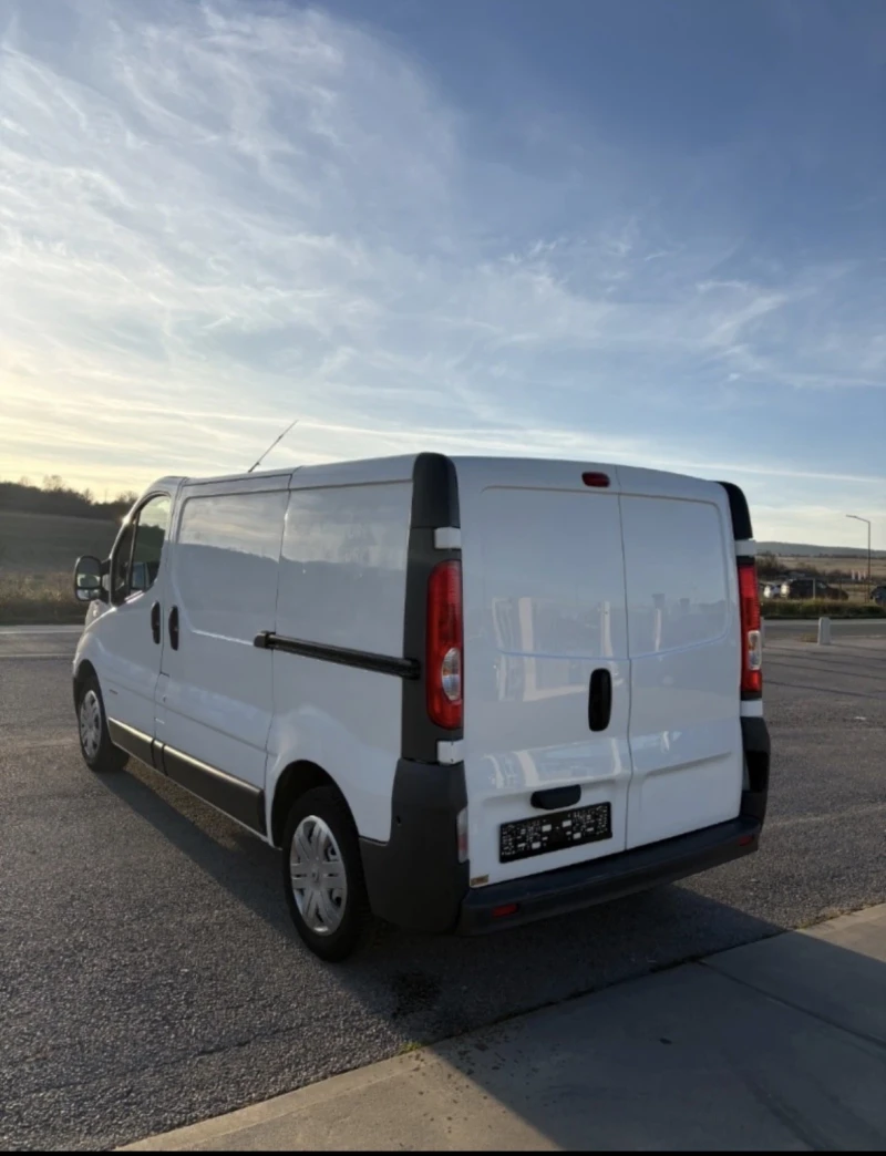 Renault Trafic, снимка 6 - Бусове и автобуси - 53224467