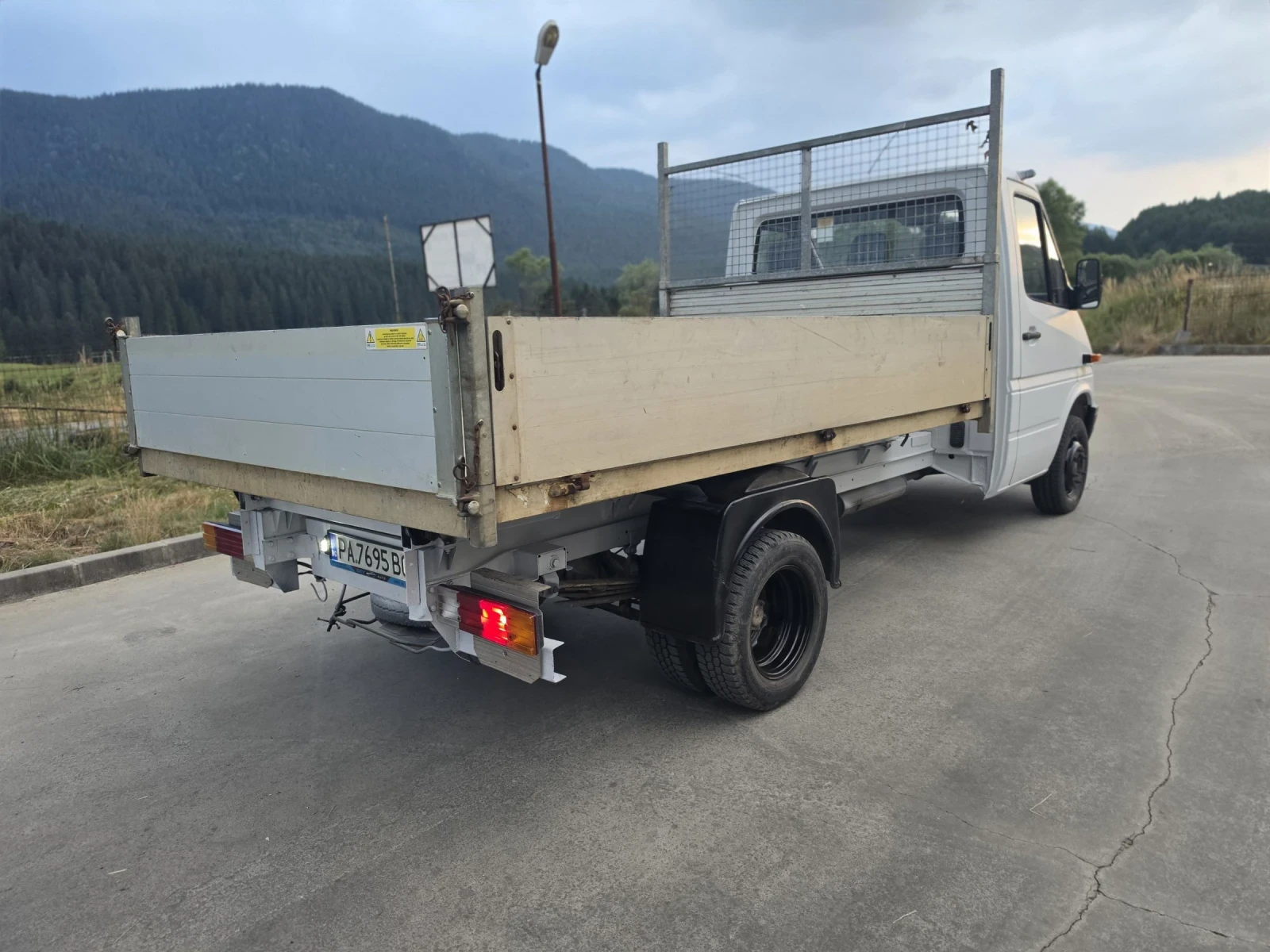 Mercedes-Benz 410 2.9 -129кс, снимка 11 - Бусове и автобуси - 55343152