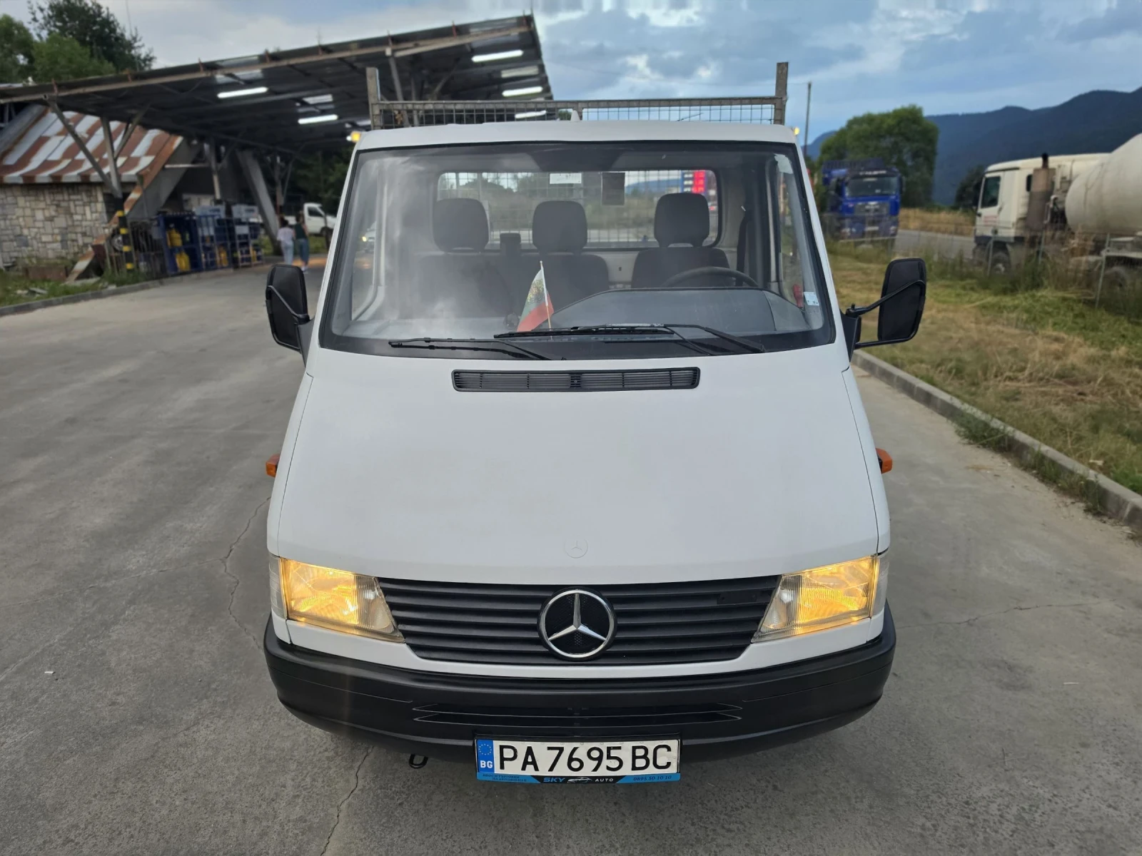 Mercedes-Benz 410 2.9 -129кс, снимка 2 - Бусове и автобуси - 55343152