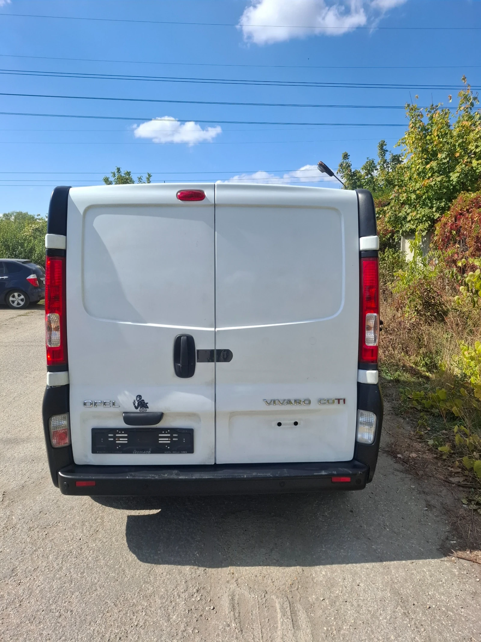 Opel Vivaro 2.0 CDTI, снимка 4 - Бусове и автобуси - 56314257