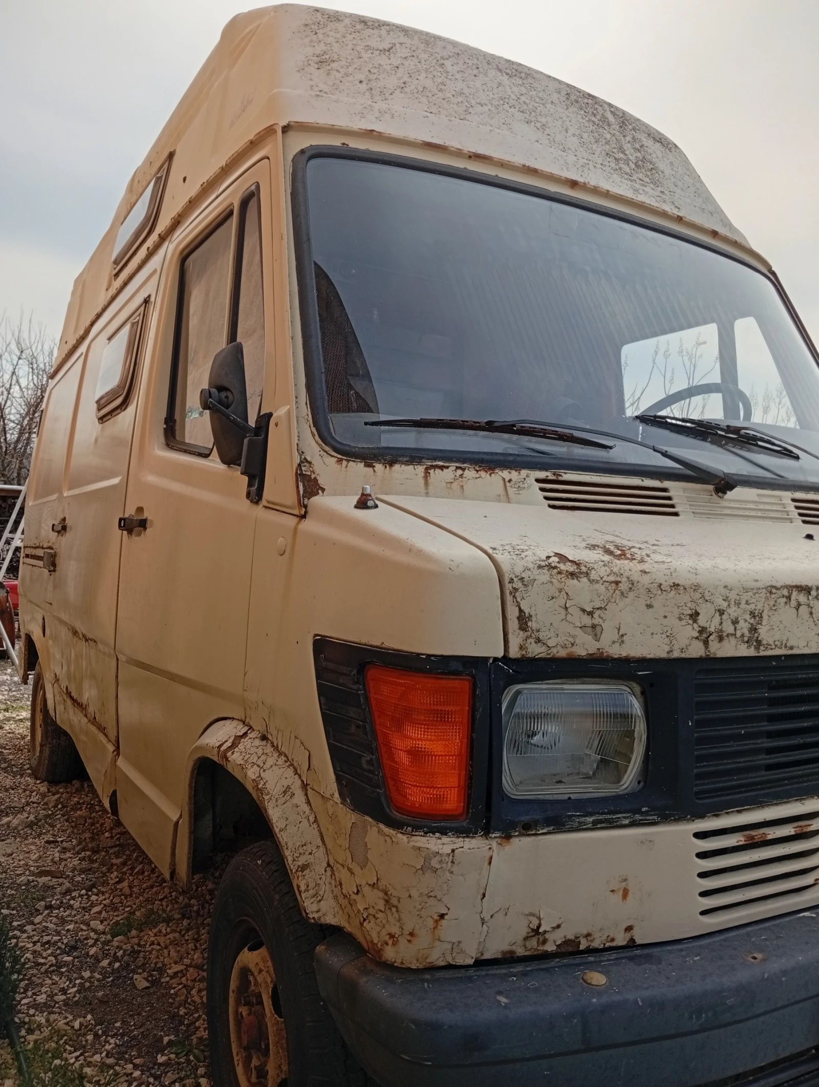 Кемпер Mercedes-Benz 207 OM615/OM616 - изображение 4