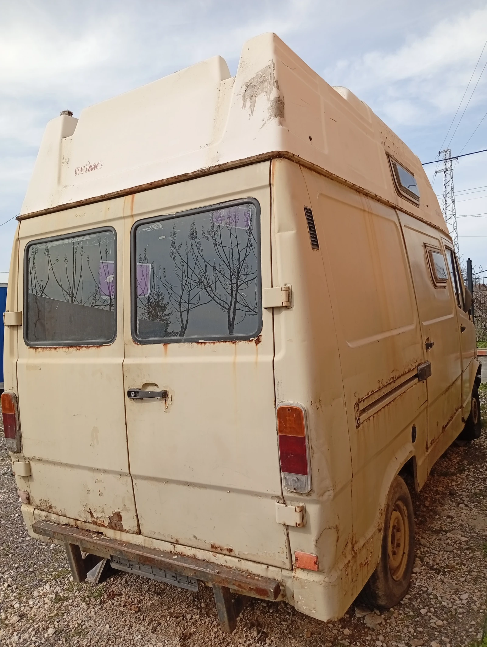 Кемпер Mercedes-Benz 207 OM615/OM616 - изображение 3