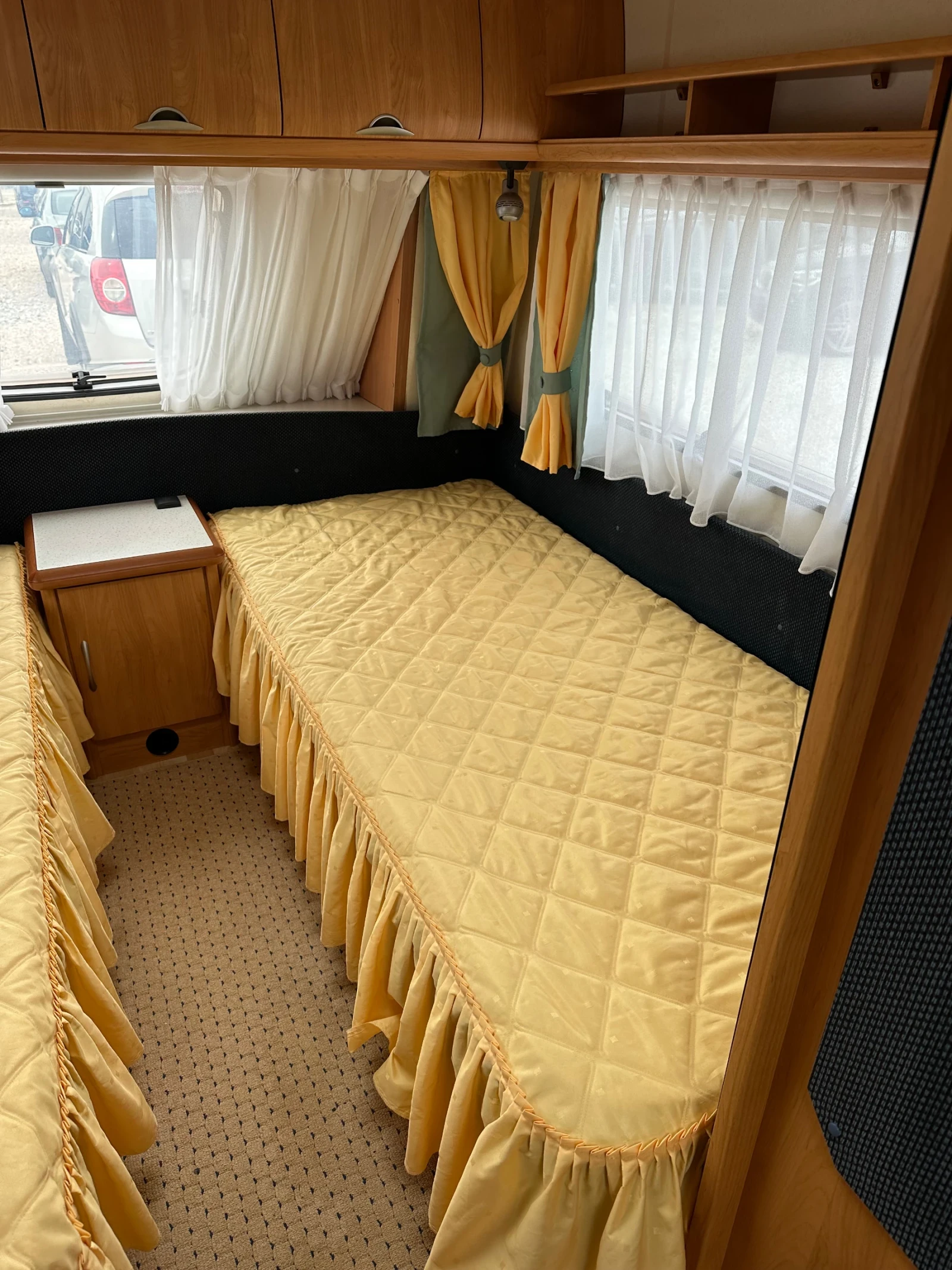 Каравана Hobby Excellent easy 580, снимка 14 - Каравани и кемпери - 54014432