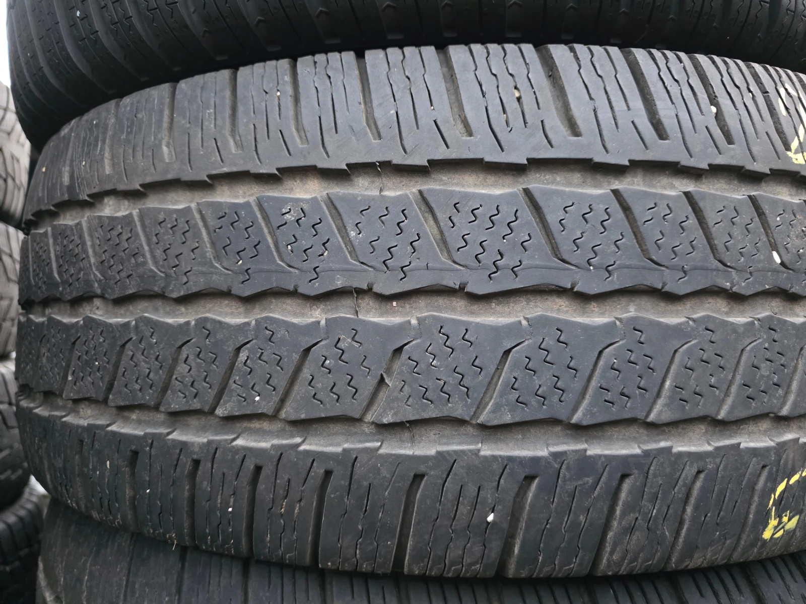 ���� 235/65R16 | Mobile.bg � ����������� 3