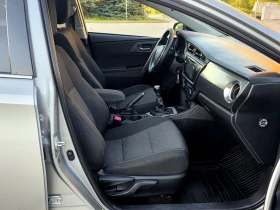Toyota Auris 144000км, Панорама, Камера, Навигация , снимка 12