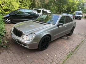 Mercedes-Benz E 320, снимка 5