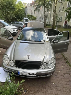 Mercedes-Benz E 320, снимка 4