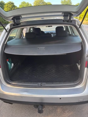 VW Passat Автоматик-перфектна, снимка 10