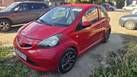 Toyota Aygo 1.0i klimatik, снимка 1