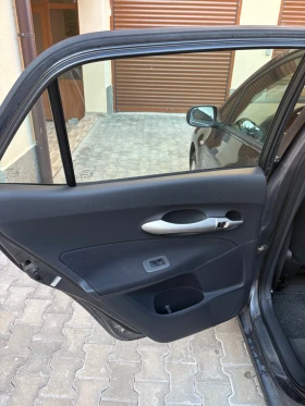 Toyota Auris 2.0 | Mobile.bg    13