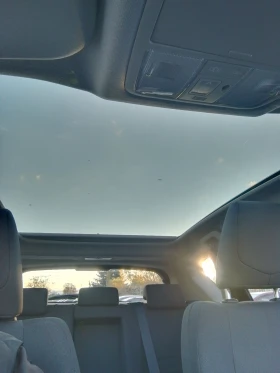 Toyota Auris, снимка 8