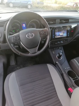 Toyota Auris, снимка 10