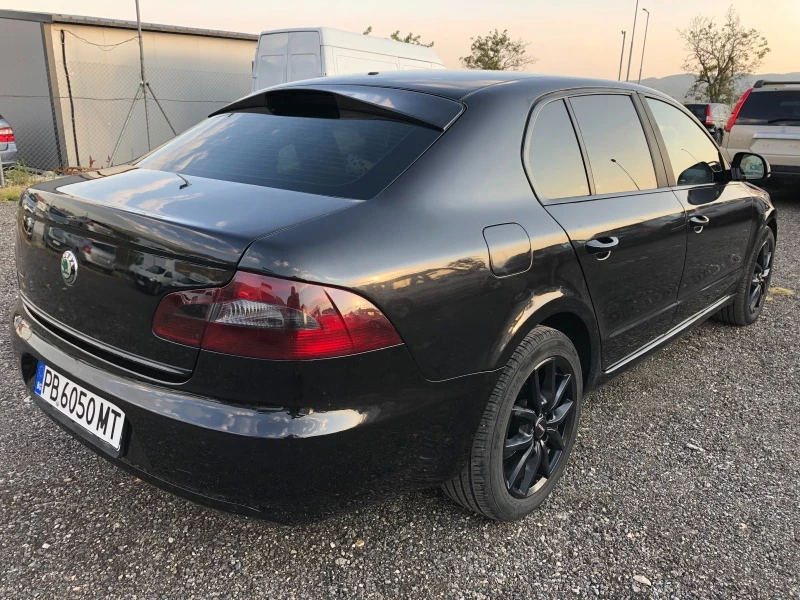 Skoda Superb 2000 , снимка 8 - Автомобили и джипове - 45750143