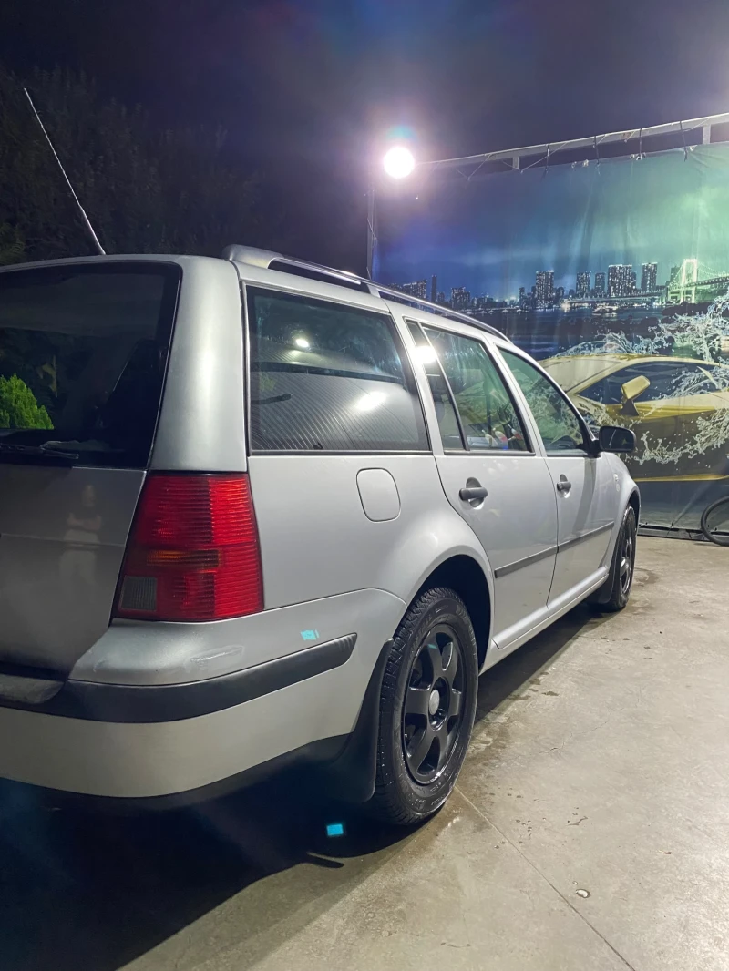 VW Golf Голф 4 1.4i , снимка 6 - Автомобили и джипове - 46939032