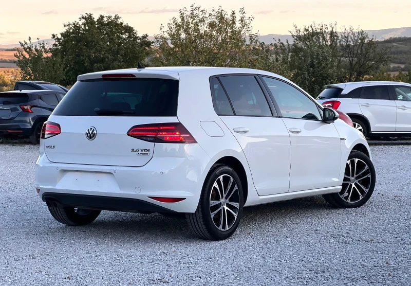 VW Golf 2.0TDi Нави Ксенон Лед , снимка 3 - Автомобили и джипове - 47487889