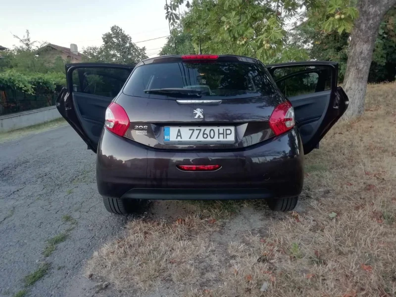 Peugeot 208, снимка 3 - Автомобили и джипове - 48868571