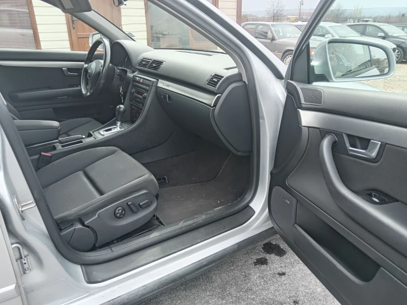 Audi A4 3.0i-V6-220К.С., снимка 11 - Автомобили и джипове - 49632488