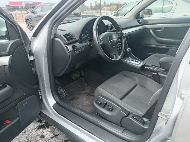 Audi A4 3.0i-V6-220К.С., снимка 12 - Автомобили и джипове - 49632488