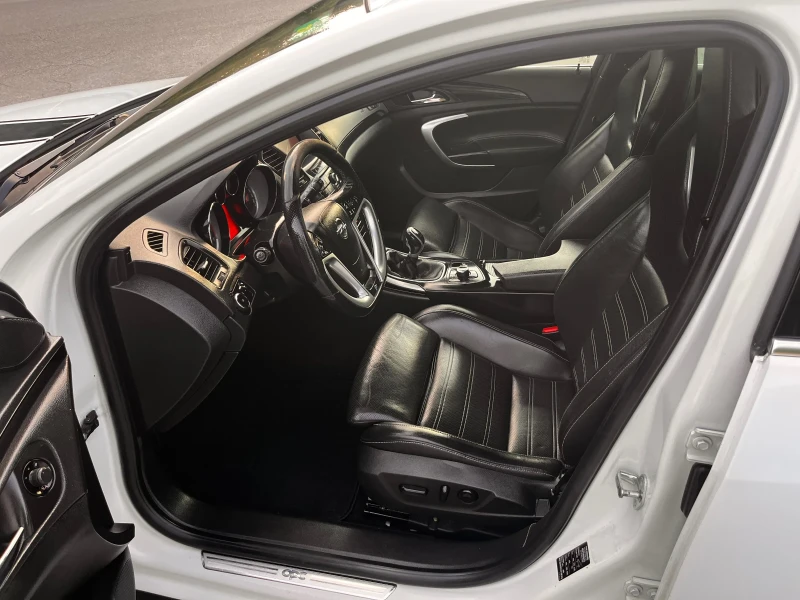 Opel Insignia 2.8 OPC 4x4, снимка 7 - Автомобили и джипове - 51379370