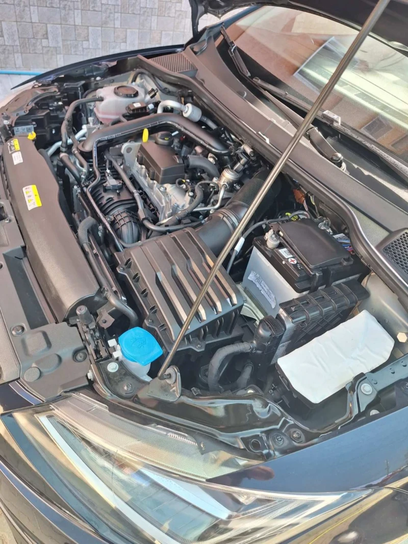 Seat Ibiza НЕРАЗЛИЧИМА ОТ НОВА Keyles, снимка 15 - Автомобили и джипове - 51492014