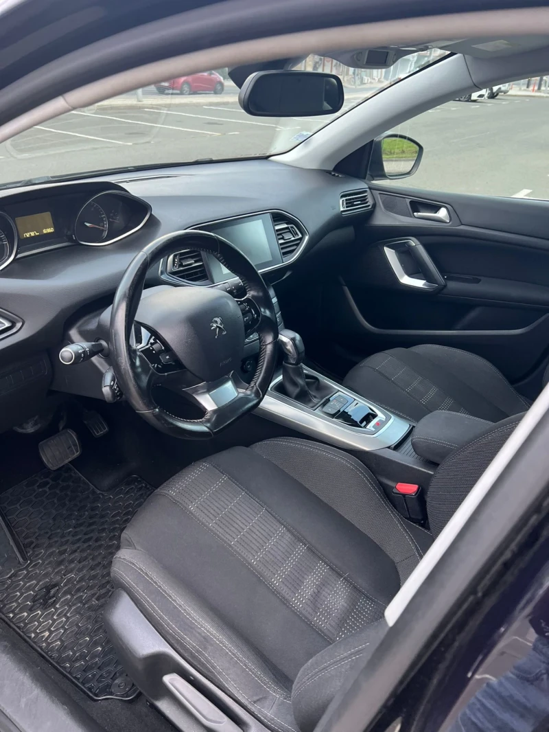 Peugeot 308 1.6 HDI, снимка 8 - Автомобили и джипове - 51706116
