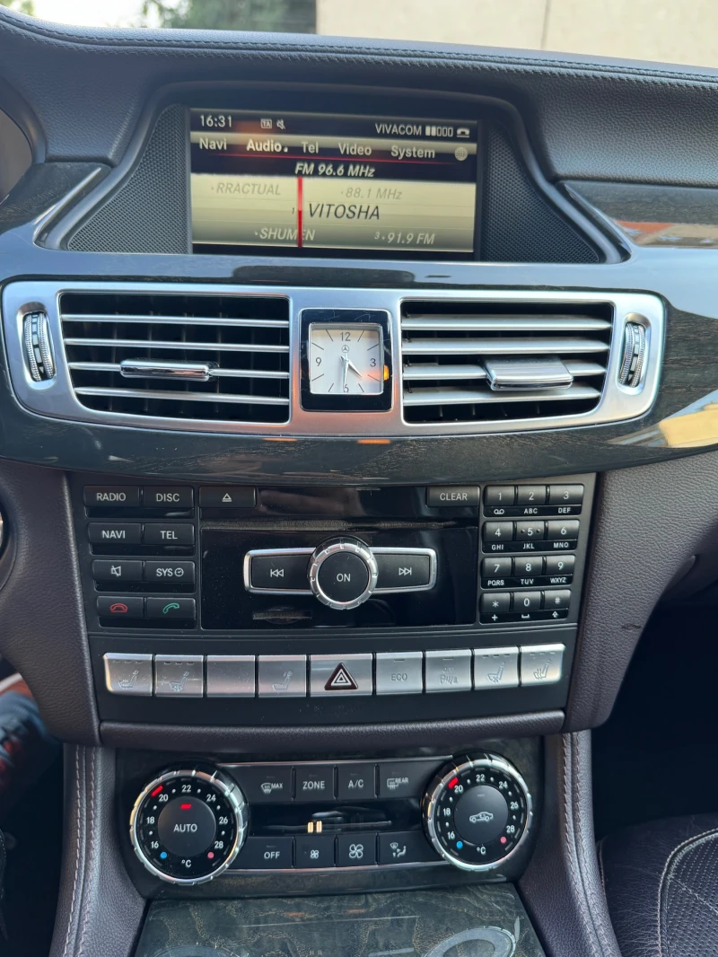 Mercedes-Benz CLS 350 4 MATIC/ AIRMATIC, снимка 11 - Автомобили и джипове - 52543955