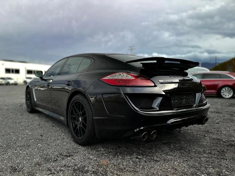Porsche Panamera GTS WALD BODYKIT* CARPLAY* SPORTCHRONO, снимка 4 - Автомобили и джипове - 52742300