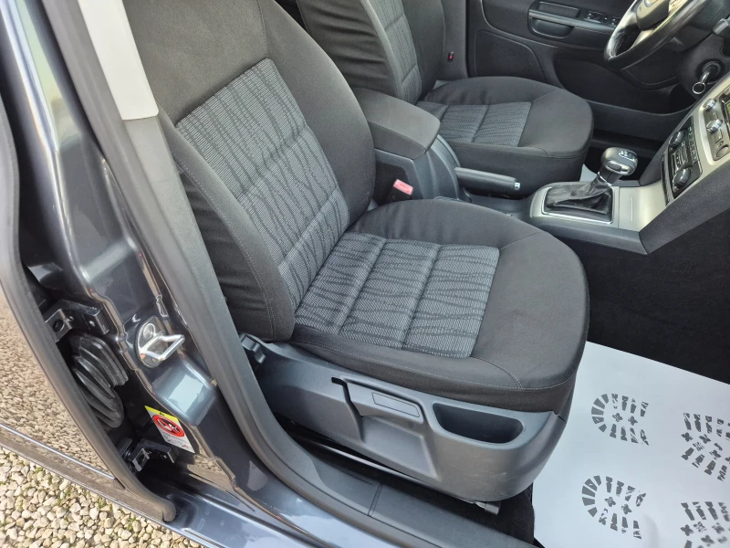 Skoda Octavia 2.0TDI DsG 4x4, снимка 13 - Автомобили и джипове - 52850408