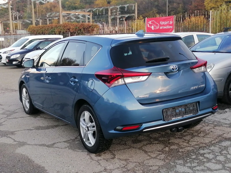 Toyota Auris, снимка 6 - Автомобили и джипове - 52956408