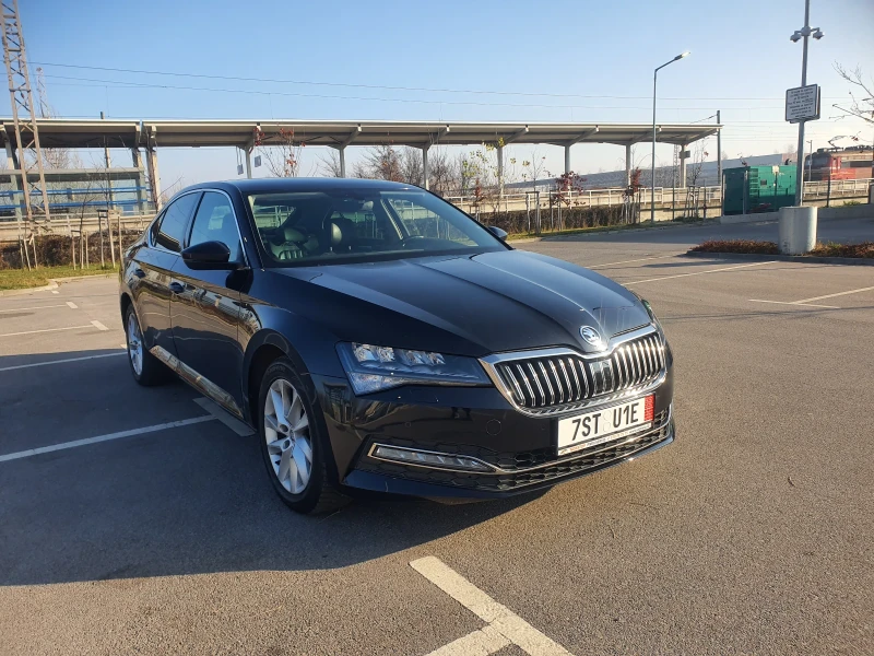 Skoda Superb 2.0 TDI, снимка 12 - Автомобили и джипове - 53045129