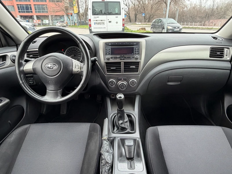 Subaru Impreza 2.0, снимка 9 - Автомобили и джипове - 53501723